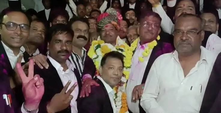 जबलपुर बार एसाेसिएशन अध्यक्ष निर्वाचित हुए अधिवक्ता मनीष मिश्रा