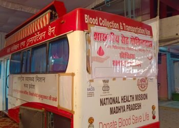 सिंधी समाज का अनूठा प्रयास धार्मिक आयोजन के दौरान सामाजिक बंधुओं ने किया रक्तदान