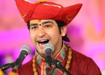 धीरेंद्र कृष्ण शास्त्री संतों की पोल खोलने पर बुरे फंसे, हनुमान जी की आड़ में कुछ भी बोल रहे