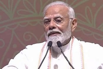भगवान महावीर का शांति और सद्भावना का संदेश ‘विकसित भारत’ के निर्माण में देश के लिए प्रेरणा है : पीएम