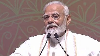 भगवान महावीर का शांति और सद्भावना का संदेश ‘विकसित भारत’ के निर्माण में देश के लिए प्रेरणा है : पीएम