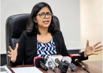 बिना किसी उकसावे के उसने मुझे बार-बार थप्पड़ मारे। मैं चिल्लाती रही, मालीवाल ने पुलिस को दिया बयान