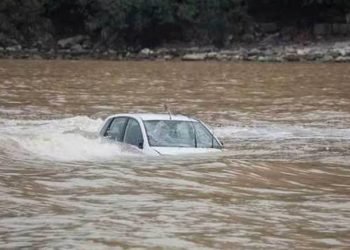 सावधान ! गूगल मैप के भरोसे गाड़ी नदी में जा गिरी, फिर क्या हुआ यहां पढ़िए 