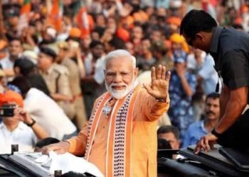 भाजपा (एनडीए) की सीटों को लेकर दावे,खुद की सीटों पर चुप्पी, चर्चा में राहुल गांधी और केजरीवाल भविष्यवाणी 