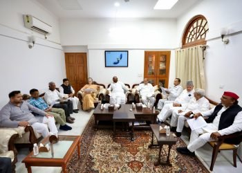 इंडिया गठबंधन ने बैठक में तय किया, अभी इंतजार करेंगे, मोदी के नेतृत्व वाली सरकार के खिलाफ लड़ाई जारी रखेंगे