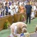 पीएम मोदी ने भारत के संविधान को अपने माथे से लगाया,9 जून को लेंगे पीएम पद की शपथ