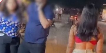 एमपी के इंदौर में अर्धनग्न प्रदर्शन करती लड़कियों का वायरल हुआ वीडियो,पुलिस ने की कार्रवाई