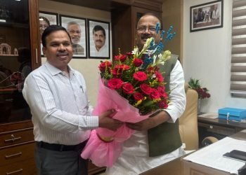 कुटीर एवं ग्रामोद्योग राज्यमंत्री दिलीप जायसवाल ने संभाला अध्यक्ष का कार्यभार 