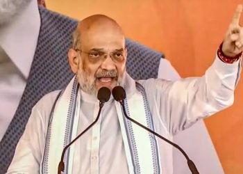 हरियाणा के रेवाड़ी में गरजे शाह, बोले- पहले यहां डीलर, दलाल व दामाद की सरकार चलती थी