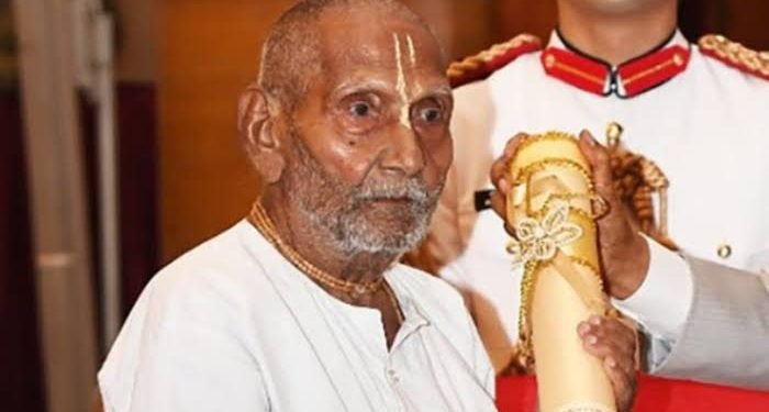योग गुरु “पद्मश्री” शिवानंद बाबा का 128 साल की उम्र में ली अंतिम सांस 