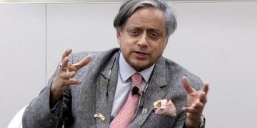 राष्ट्रहित में काम करना एंटी पार्टी एक्टिविटी है, तो आरोप लगाने वाले खुद से सवाल करें : थरूर