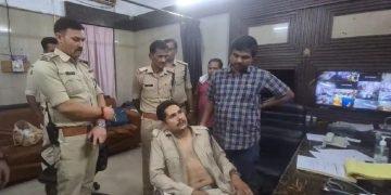 Mp के दमोह में विवाद निपटाने पहुंची पुलिस को ही बनाया बंधक और जमकर पीटा
