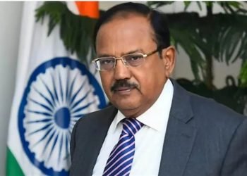 सीमा पार आतंकवादियों और उनके वित्त पोषकों को जवाबदेह ठहराएं :  डोभाल