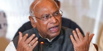 खड़गे ने पीएम को पत्र लिख नया राग छेड़ा, बोले- इस पद को भरें,संविधान के प्रावधानों का उल्लंघन