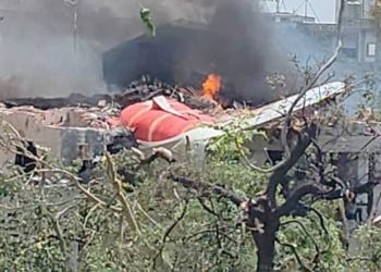 अहमदाबाद प्लेन क्रैश के बाद से हवाई यात्रियों में दहशत का माहौल, बीते 36 घंटे में पांच विमानों में तकनीकी खराबी भी आई