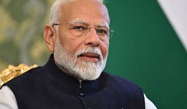 कश्मीर को देश के बाकी हिस्सों से रेल मार्ग से जोड़ने की तैयारी ज़ोरों पर