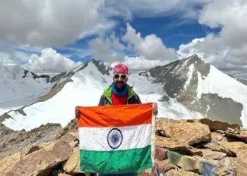 Mp के पर्वतारोही ने लद्दाख की चार पर्वत चोटियों पर चढ़ाई कर रचा इतिहास