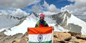 Mp के पर्वतारोही ने लद्दाख की चार पर्वत चोटियों पर चढ़ाई कर रचा इतिहास