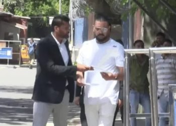 पूर्व क्रिकेटर युवराज सिंह से ऑनलाइन बेटिंग एप के प्रमोशन मामले में हुई पूछताछ