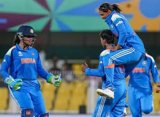 विमेंस वनडे वर्ल्ड कप में भारतीय महिला क्रिकेट टीम ने जीत से की शुरुआत, ओपनिंग मैच में श्रीलंका को 59 रन से हराया