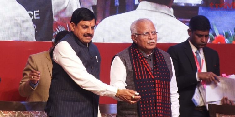 मध्य प्रदेश की राजधानी भोपाल में मेट्रो का सफर शुरू, केंद्रीय मंत्री खट्टर और सीएम डॉ. यादव ने दिखाई हरी झंडी