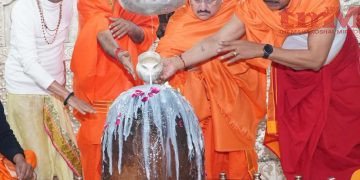 केंदीय स्वास्थ्य मंत्री जेपी नड्डा और मुख्यमंत्री डॉ. मोहन यादव बाबा महाकाल के दर पर पहुंचे, अन्य क्षेत्र में भक्तों को प्रसाद परोसा 