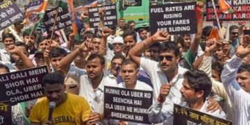 महानगरों में ओला (Ola), उबर (Uber) और रैपिडो (Rapido) के पहिए थमे, देशव्यापी हड़ताल से लोग परेशान हुए