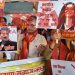 फिल्म ‘घूसखोर पंडत’ को लेकर मध्य प्रदेश के ब्राह्मण समाज का फूटा गुस्सा, सड़क पर उतरे