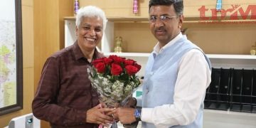 मध्य प्रदेश में आधी रात बड़ी प्रशासनिक सर्जरी, मनीष सिंह को जनसंपर्क और दीपक सक्सेना को आबकारी की जिम्मेदारी, संभाली कमान