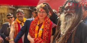 प्रियंका गांधी वाड्रा को मिला “बाबा” का आशीर्वाद, प्रधानमंत्री बनोगी, बोलीं अच्छा लगा