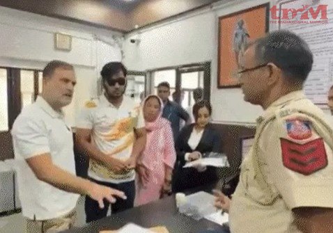 पैलेट गन मामला : राहुल गांधी के धरने के बाद छात्र साहिल की FIR दर्ज
