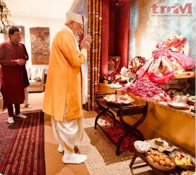 पीएम मोदी ने गणेश चतुर्थी के मौके पर पीयूष गोयल के घर पर की आरती,देश की निरंतर प्रगति के लिए प्रार्थना की