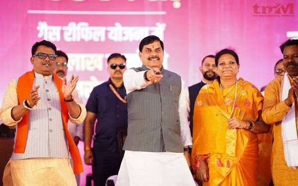 प्रदेश की 1.25 करोड़ लाड़ली बहनों को ‘नवरात्रि के पावन पर्व पर मुख्यमंत्री ने 41वीं किश्त सिंगल क्लिक के माध्यम से अंतरित की