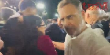 सुप्रीम कोर्ट मार्च के दौरान महिला पत्रकार ने राहुल गांधी पर धक्का देने और हाथ खींचने का आरोप लगाया